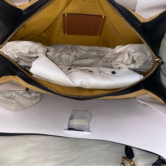 Coach leather purse New - Picture 10 of 16